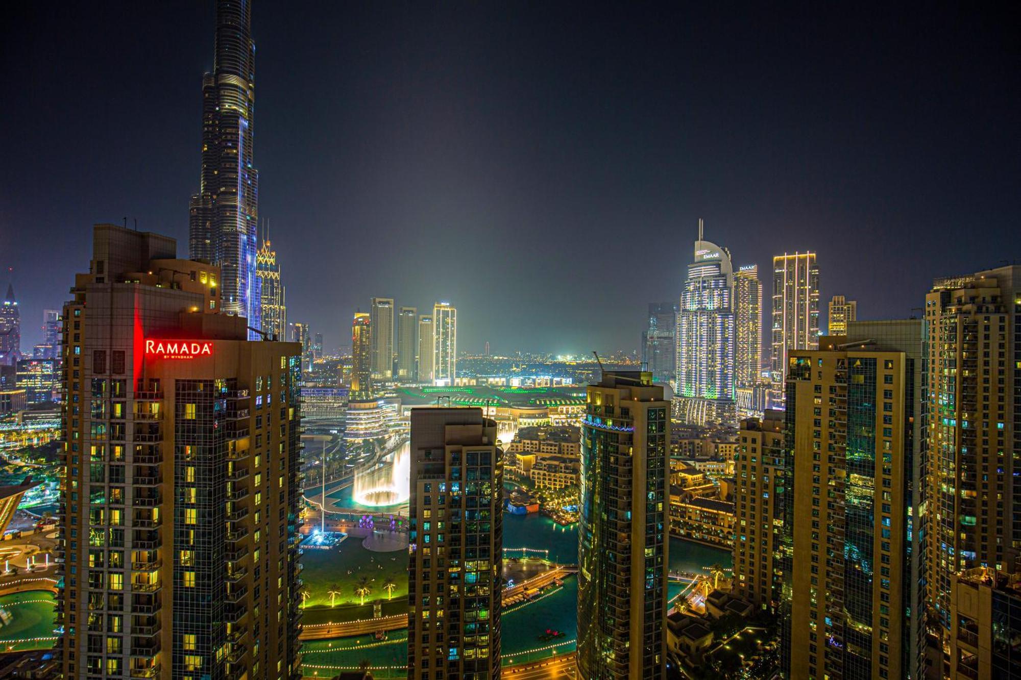 Burj Khalifa View From Private Terrace In Downtown *