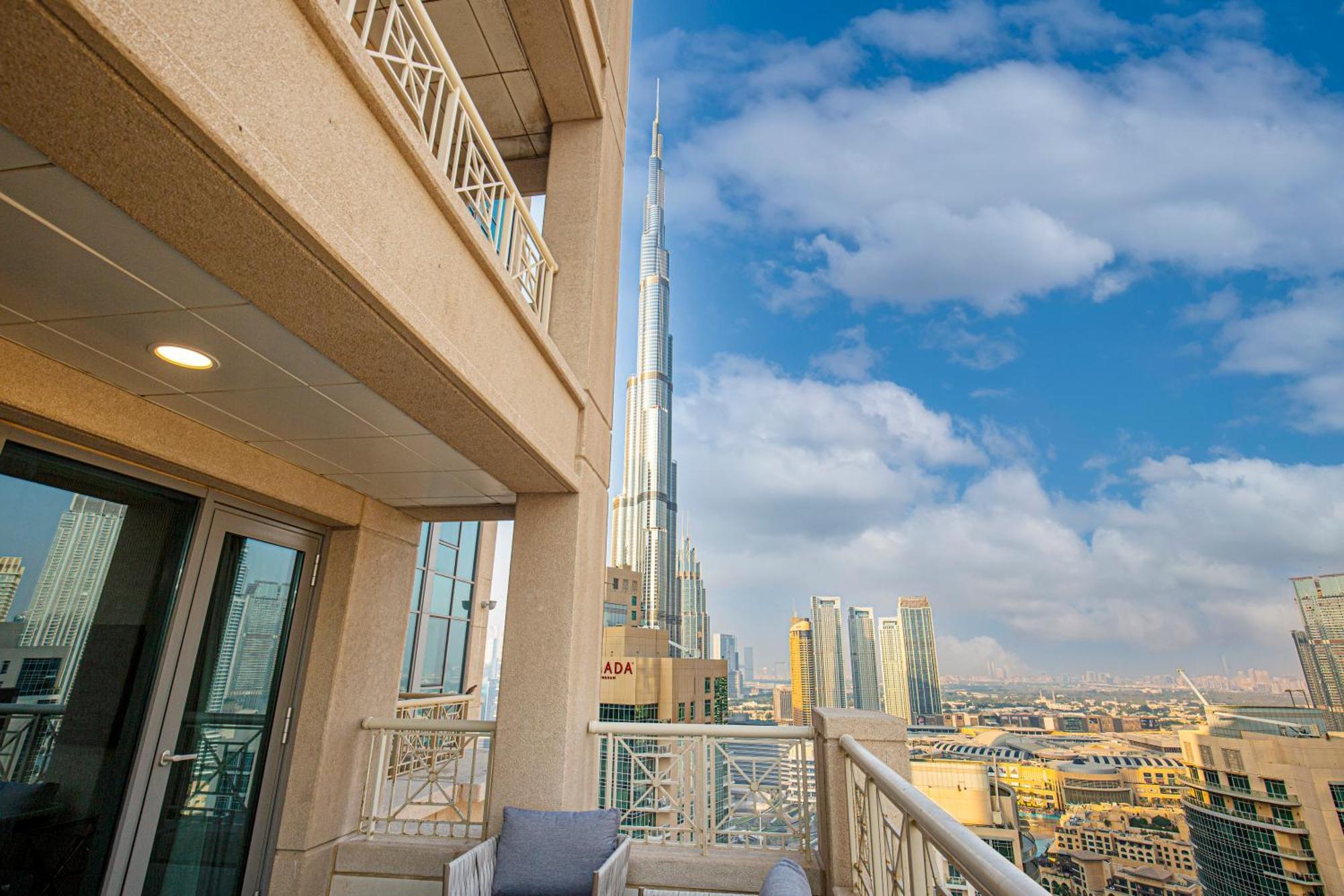 Burj Khalifa View From Private Terrace In Downtown