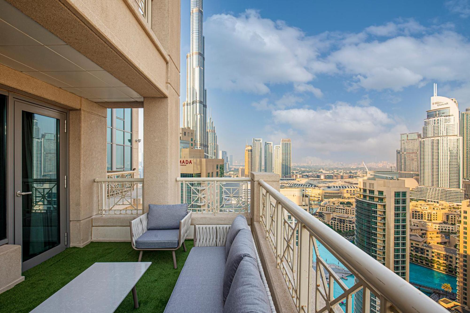 Burj Khalifa View From Private Terrace In Downtown