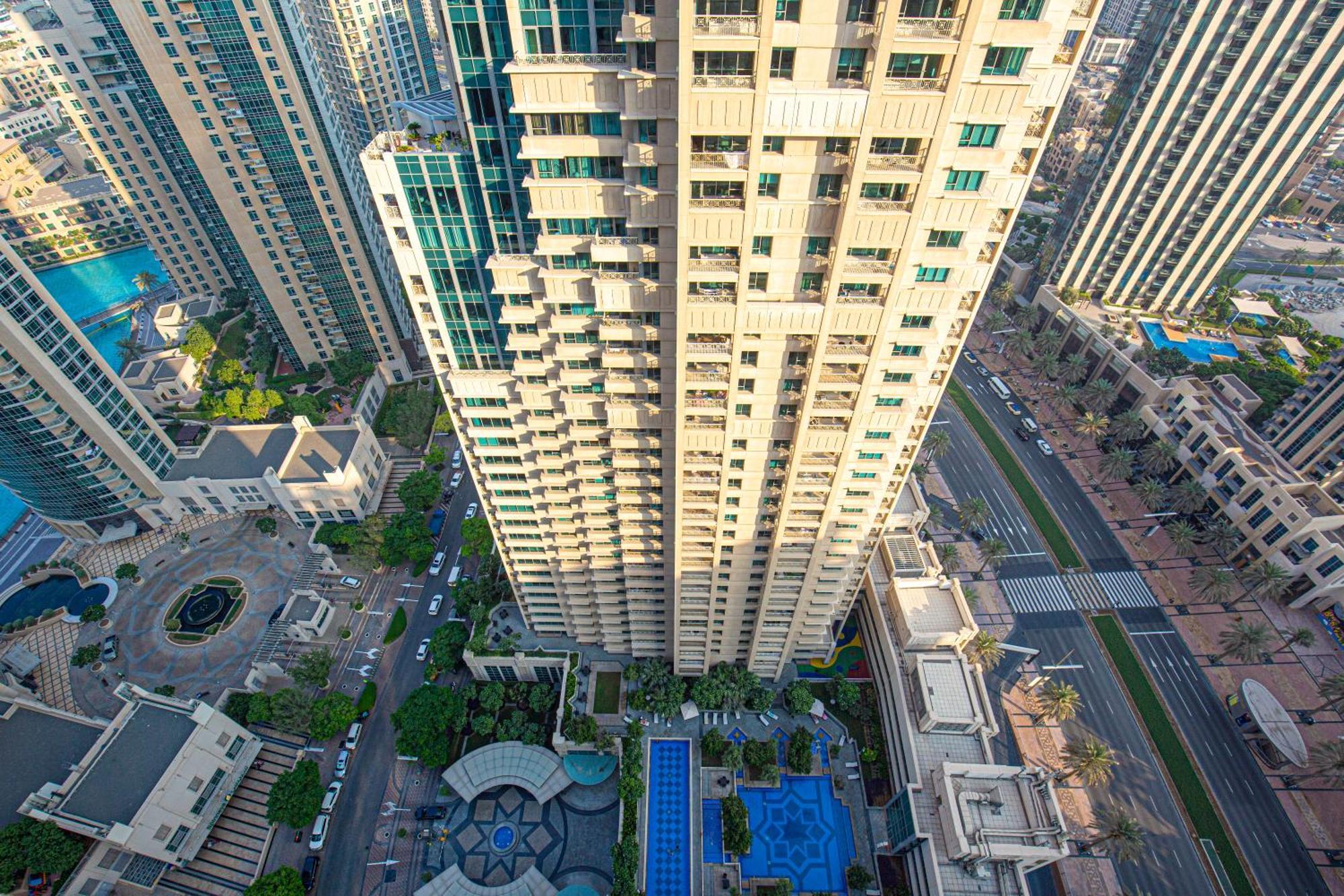 Burj Khalifa View From Private Terrace In Downtown Apartment